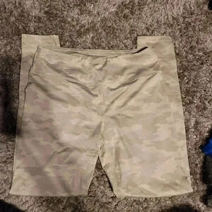 Kyodan Tan Camo Leggings M